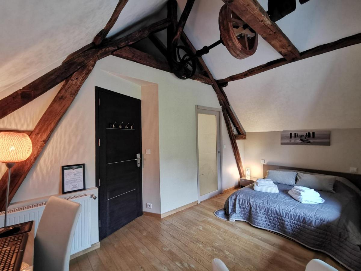 Bed and Breakfast Le Petit Moulin à Faverelles Extérieur photo